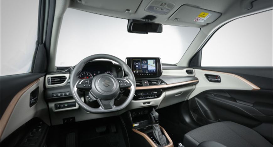 Suzuki Swift Sakura immagine 10